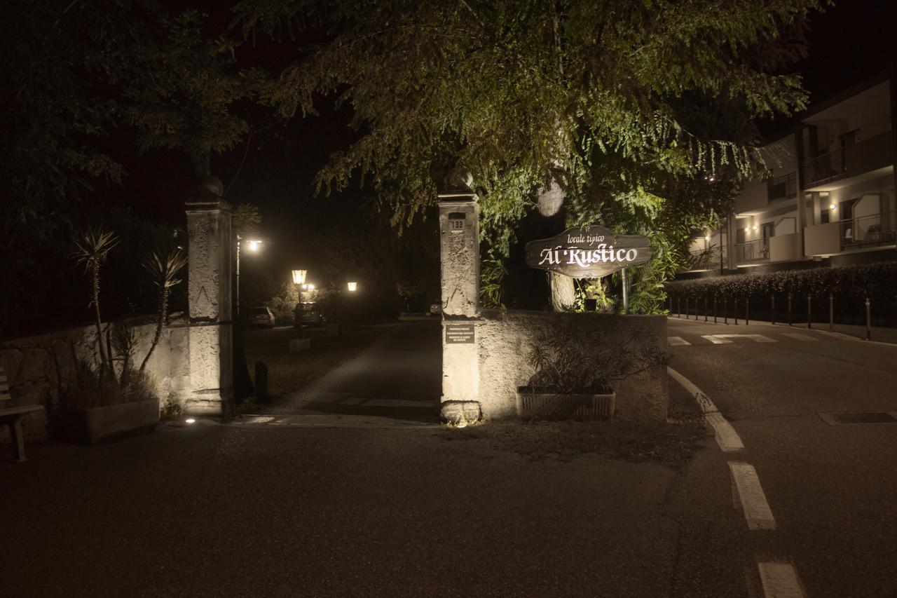 Готель Al Rustico Torbole Sul Garda Екстер'єр фото